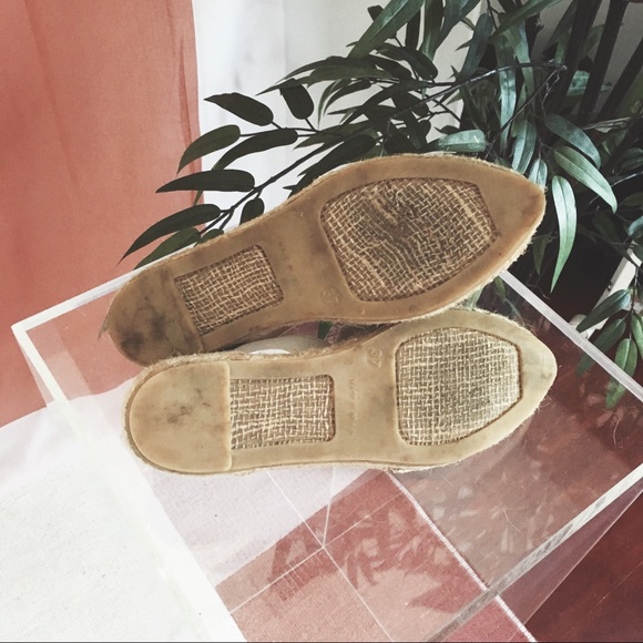 \\KEEPING FOR NOW// - Picture 4 of 6